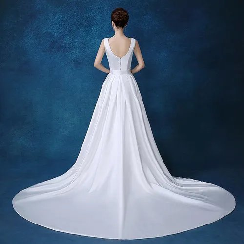 结婚礼服几套  结婚新娘礼服图片大全