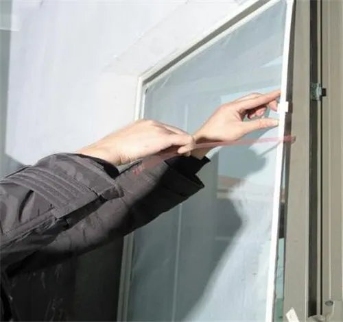 自己如何换纱窗 纱窗怎样清洗更干净