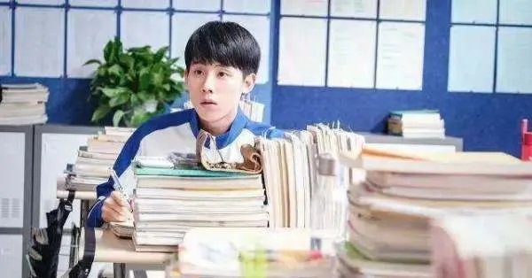 我不是坏孩子,我只是成绩不好的孩子,方一凡,你凭什么?