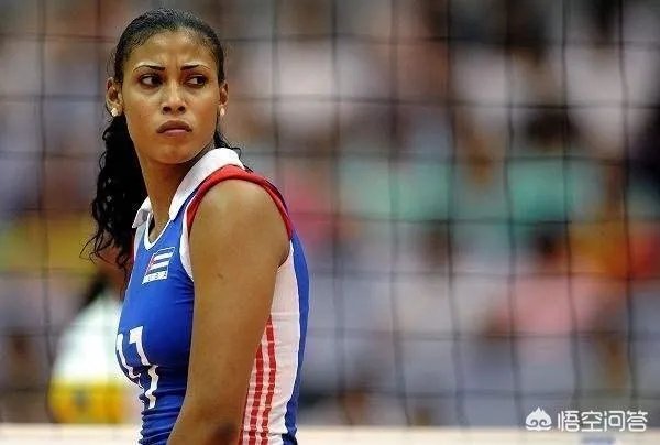 娜丽塔亚和马克里斯，是巴西女排的双子星吗？