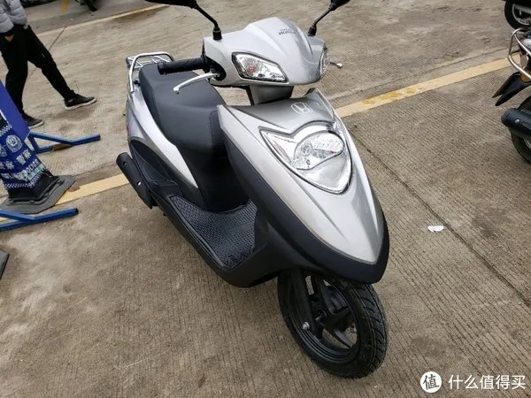 教你买性价比最高的本田踏板车摩托车,该买五羊本田还是新大洲本田