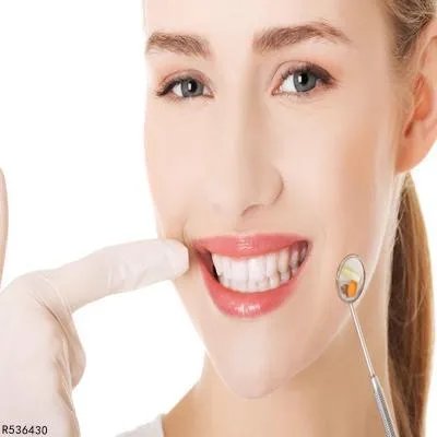 烤瓷牙怎么做 烤瓷牙的三个步骤揭晓