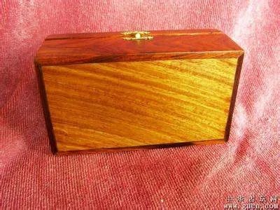 越南黄花梨有什么特征