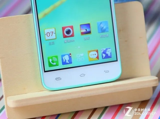 4G靓丽迷人小清新 朵唯懂小姐C9图赏