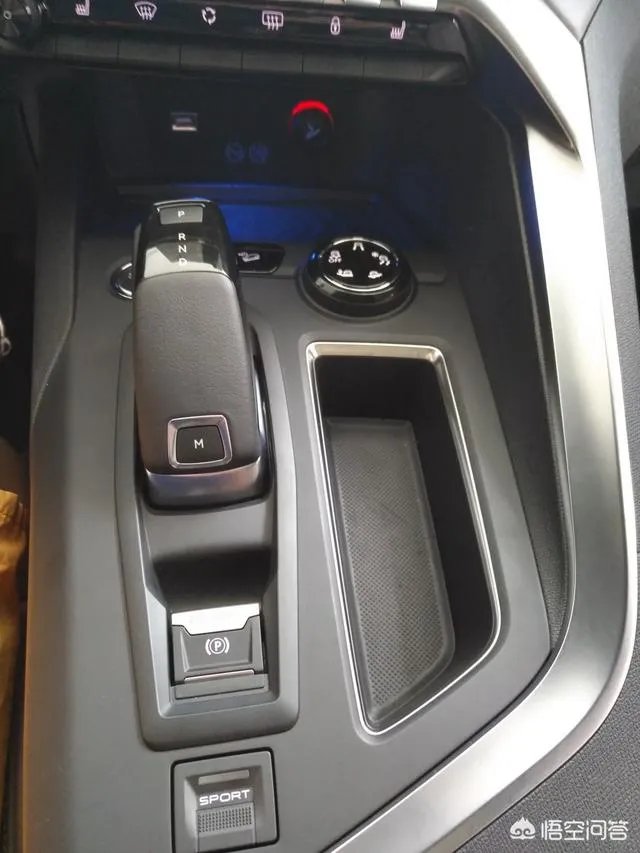 东风标志4008和5008售价相当,二者谁好些?