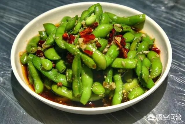 想在家里准备宴请一下朋友,六个人八个菜,大家有什么好的推荐?