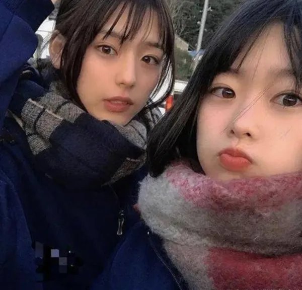 16岁学生“男扮女装”走红，因长相太甜美，后来怎样了？