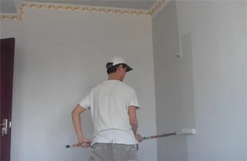 刷墙的步骤和材料是什么