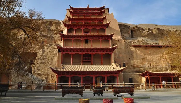 龙门石窟在哪个省份 龙门石窟是哪个朝代的