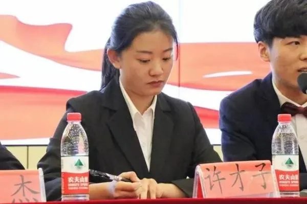 大学学生会面试问题及答案