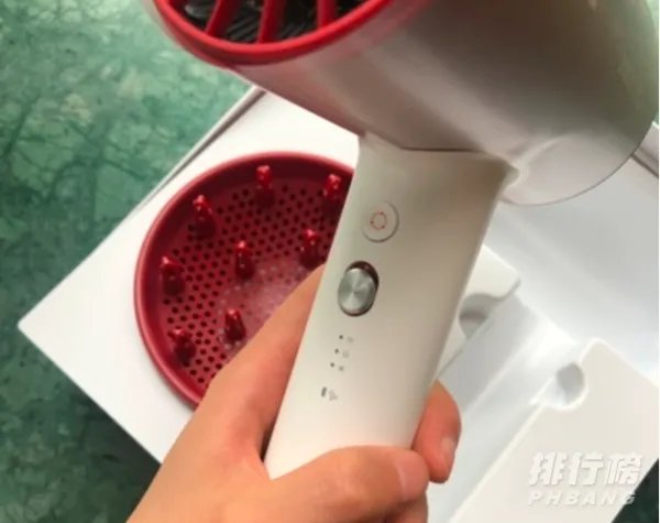 素士吹风机和小米吹风机哪个更好_素士吹风机好还是小米的好