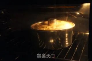 【我的烘培时间】新年快乐，龙年快乐，2012幸福快乐---新年蛋糕