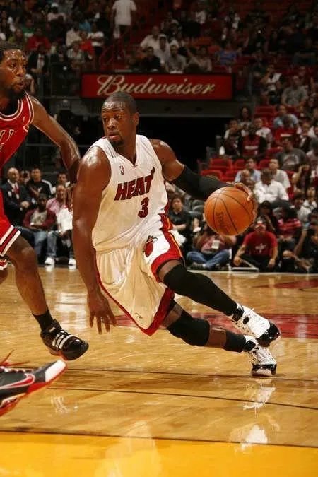 闪电侠韦德为什么混的这么惨?