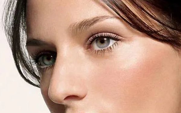 2021新疆整形美容医院隆鼻价格表(价目表)怎么样?