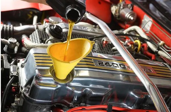 奥迪q5机油盖图片