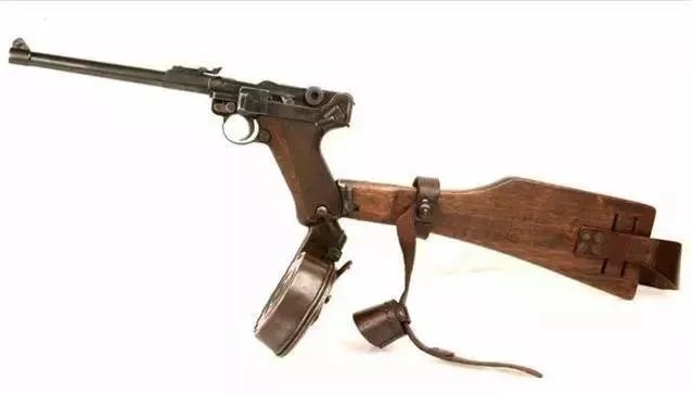 加了枪托的毛瑟驳壳枪盒子炮到底性能能提升多少？