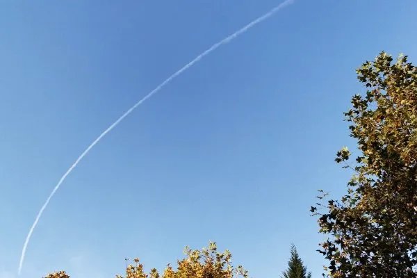 蓝天白云好心情的短语有什么？