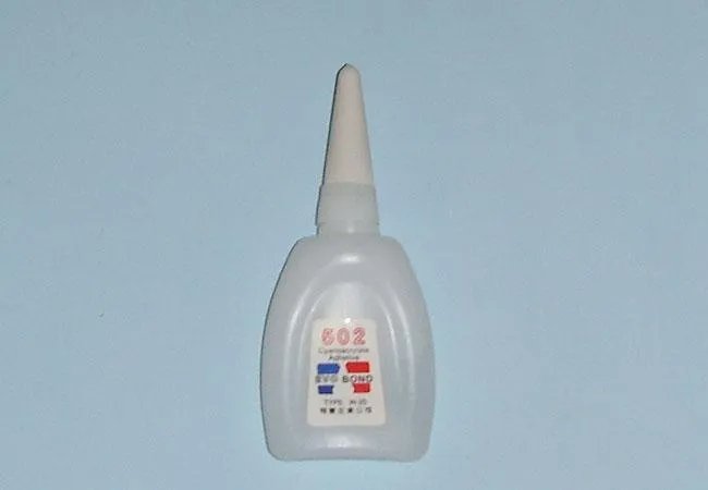 pvc胶水怎么洗掉