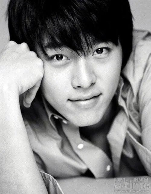 给我玄彬最帅气的图片！！！！！！！！！！！~