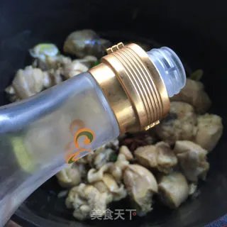 小香菇炖鸡汤