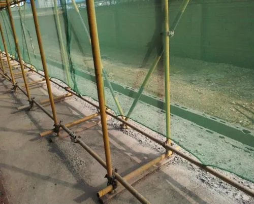 立杆间距规范是多少