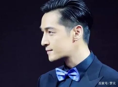 胡歌发文怀念妈妈,粉丝心疼,他妈妈怎么去世的