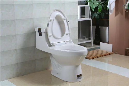 马桶进水管漏水怎么修