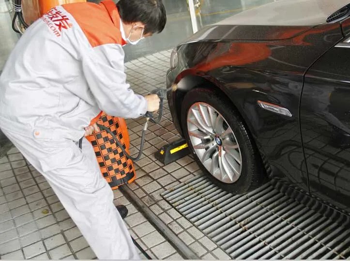 汽车清洗的规范步骤