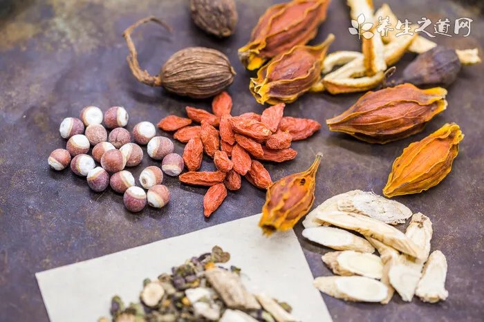 体育基础学问:硬气功入门的基本方法有哪些要领(2)