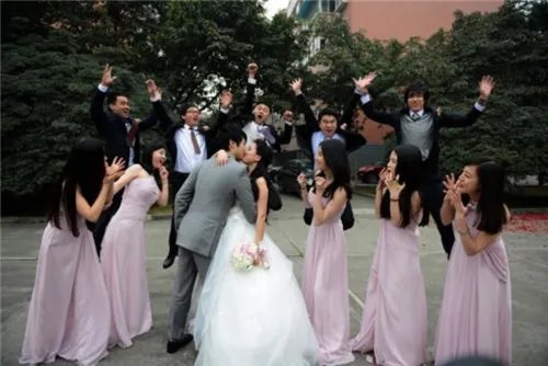 结婚可以没有伴郎伴娘吗 伴郎伴娘必须要未婚吗