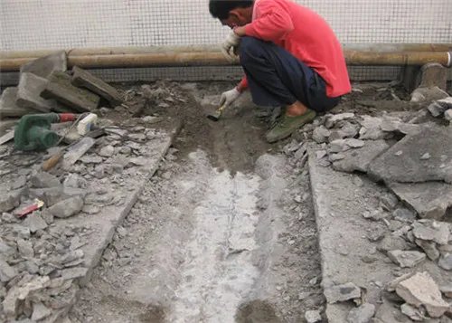 石棉水泥堵漏施工方法是怎样的