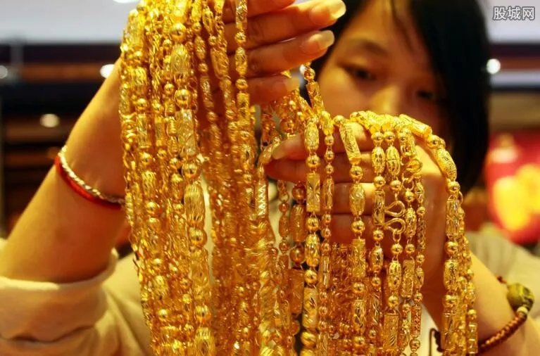 黄金项链款式及价格 黄金项链多少钱一克