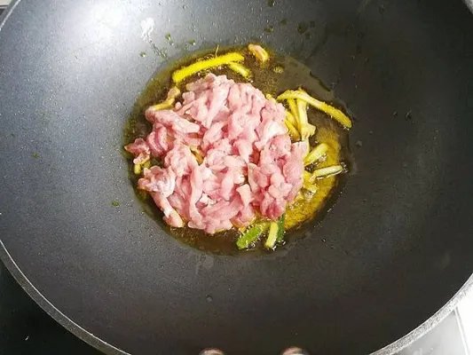 新鲜黄花菜怎么吃