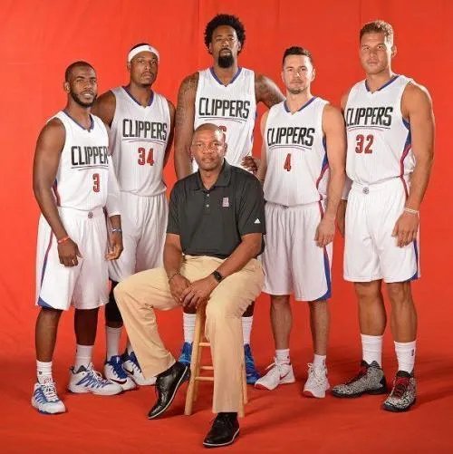 为什么有段时间洛杉矶快船队叫快艇,现在又叫回快船了?