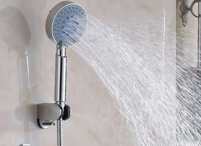 浴室喷头怎么换