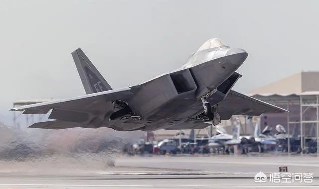 F-22猛禽战斗机到底有多贵，贵到美军只能忍痛停产吗？