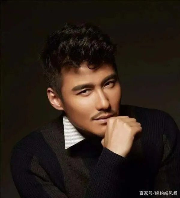 她曾是胡兵初恋，却在人生巅峰时削发为尼，你知道她是谁吗？