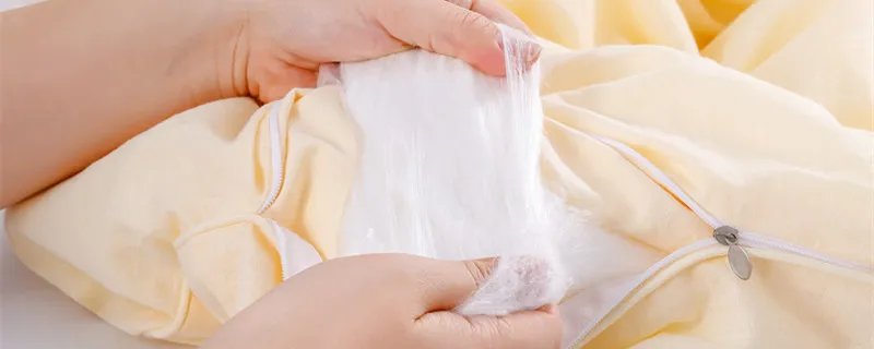 蚕丝被的优缺点有哪些 蚕丝被是什么