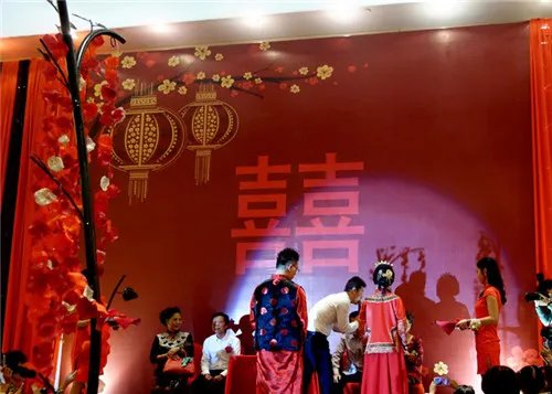 中式婚礼现场图片 怎么布置中式婚礼好看