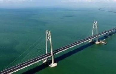 广州番禺北斗大桥底座产生裂痕，是什么原因导致的？