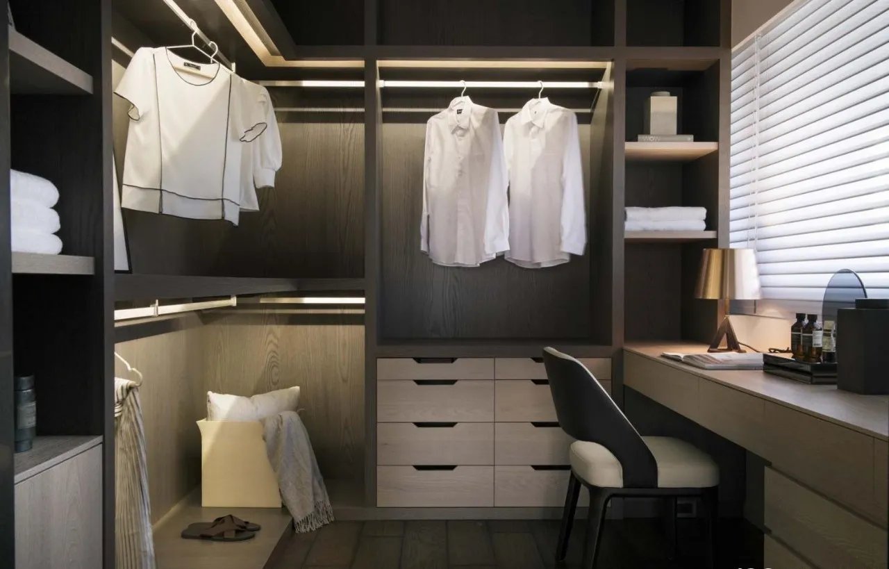 拒绝乱室佳人，只差一个体面的衣柜。