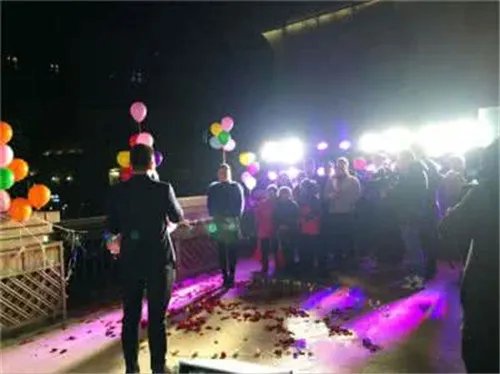 适合求婚唱的歌曲推荐  30首浪漫的求婚歌曲