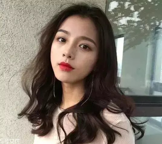 2022最流行的短发发型女图片 2022年春夏流行发型推荐