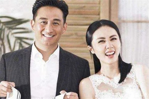 刘若英跟黄磊曾经有过一段情史,就连孙莉都不知道,两个人为何分道扬镳了?