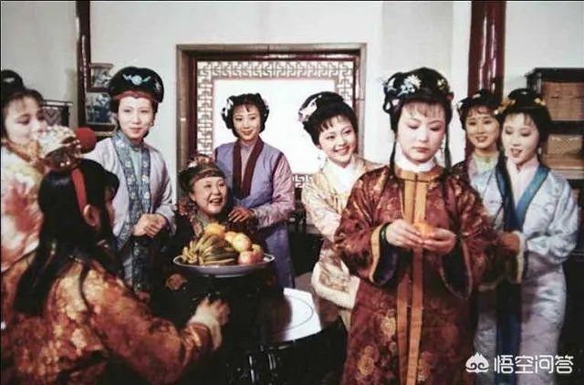 贾母不是爱漂亮女孩子吗?可为何不待见邢岫烟?