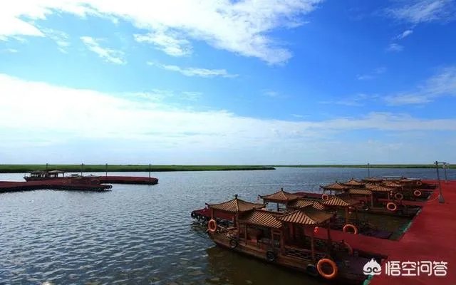 辽宁红海滩值得去吗?为什么海滩是红色的呢?