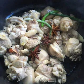 小香菇炖鸡汤