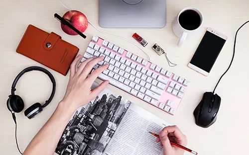 【电脑黑屏】笔记本电脑开机黑屏怎么办 几个方法简单解决黑屏问题