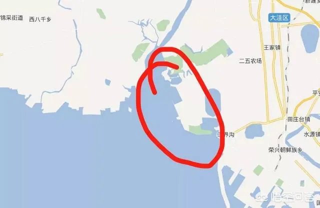 辽宁红海滩值得去吗?为什么海滩是红色的呢?