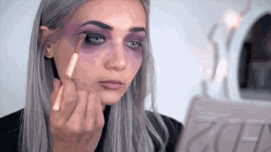 如何打造一个惊艳的万圣节妆容?